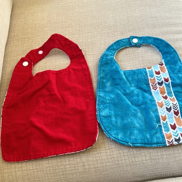 Bibs - Picture 2 of 2